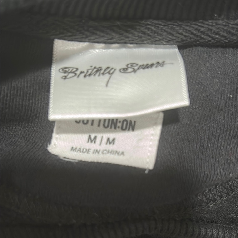 🌙Britney Spears Black Graphic Sweatshirt size M GUC.. - Picture 5 of 6